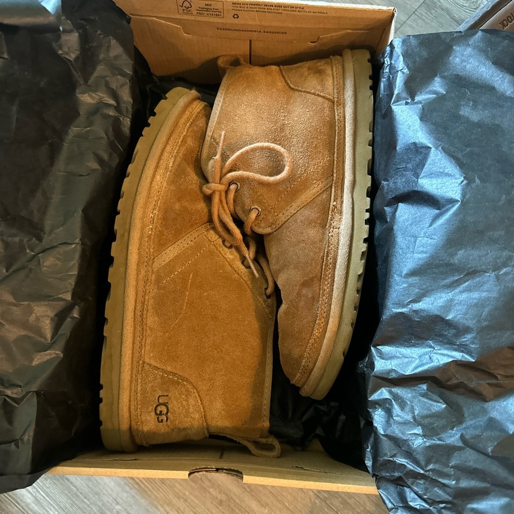 UGG Tan Chukka Boots Suede Lace-Up Ankle